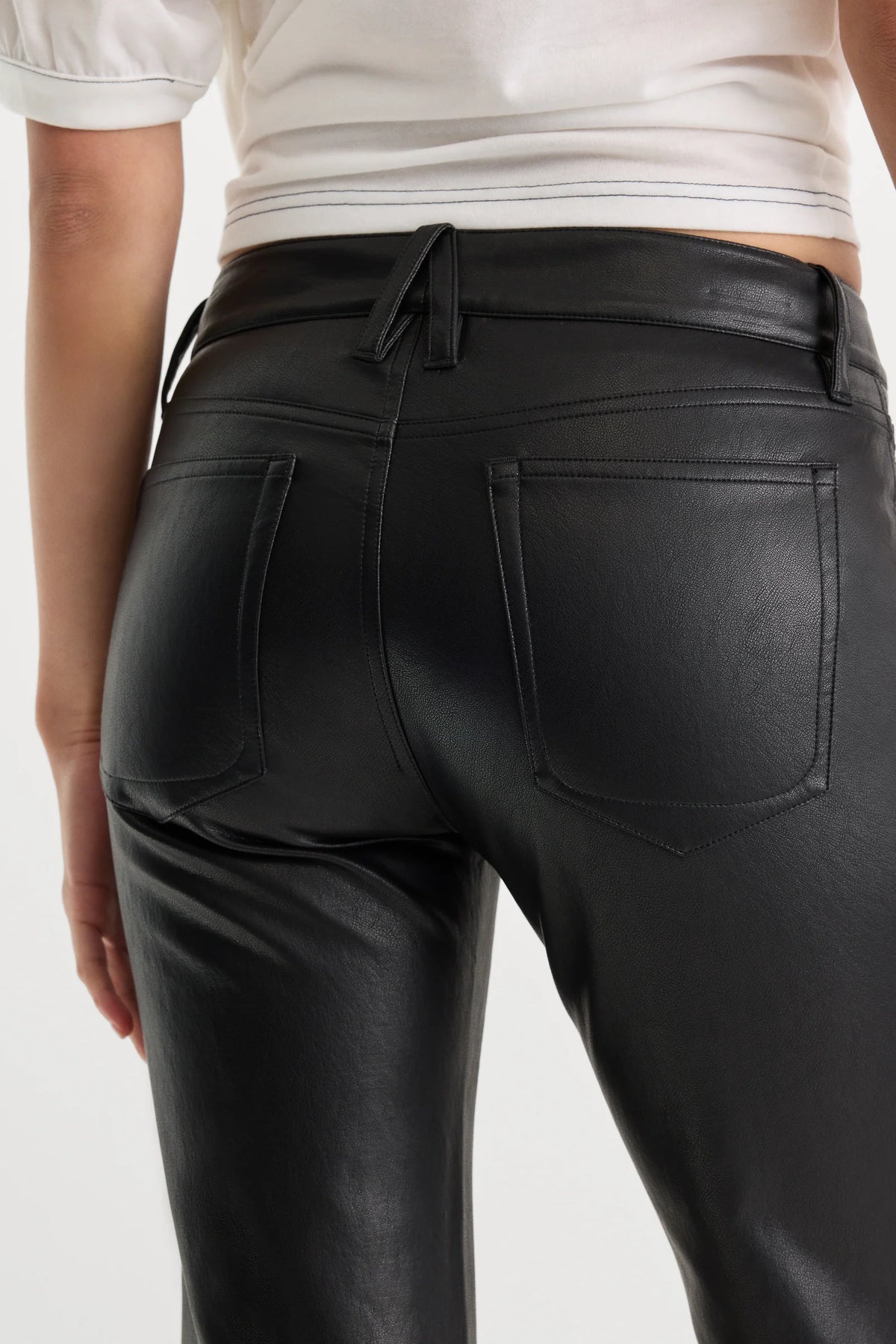 Good American Better Than Leather Low Rise Bootcut Color: Black001