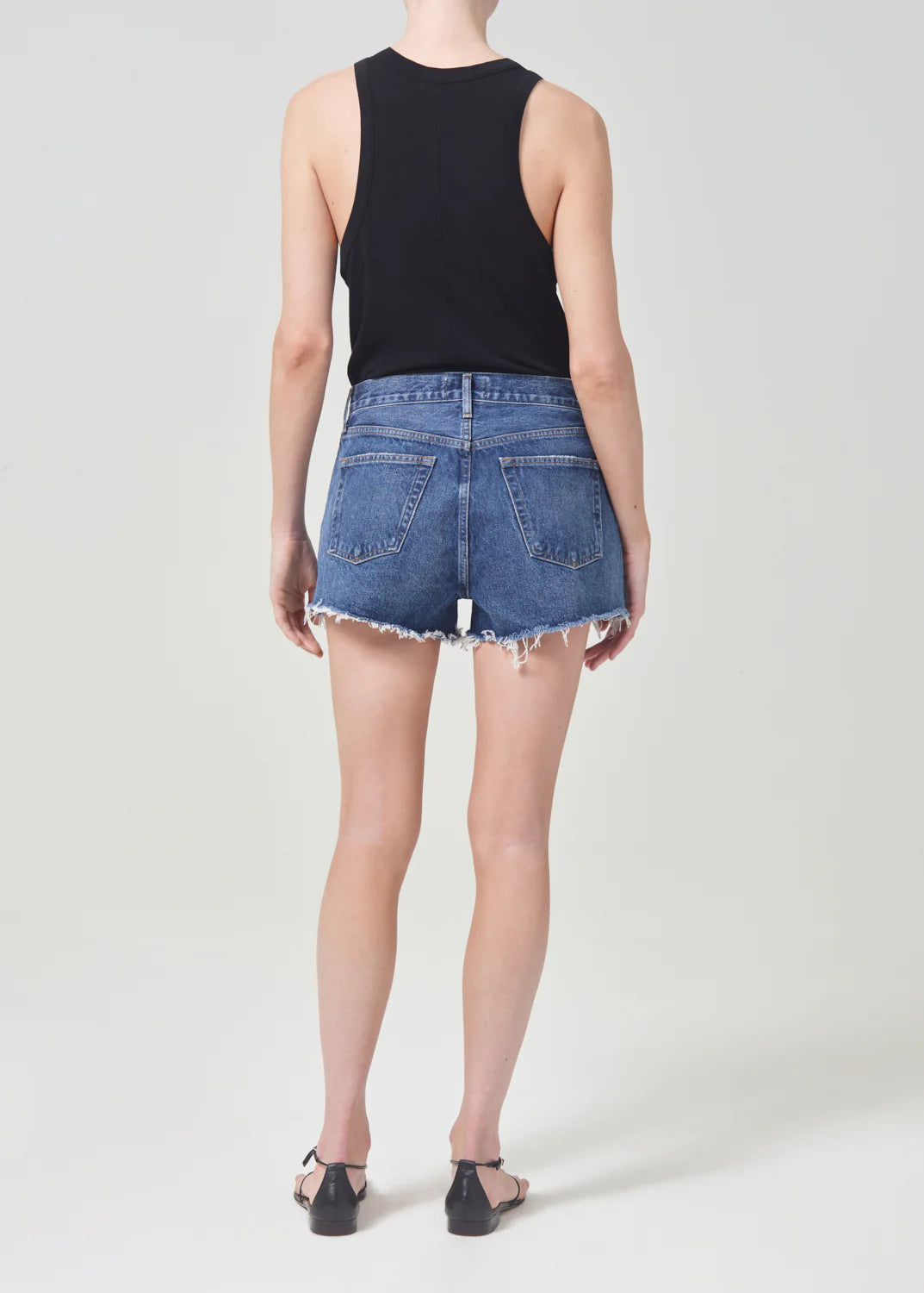 AGOLDE PARKER VINTAGE CUT OFF SHORT (WITH SLIT) IN CAUTION