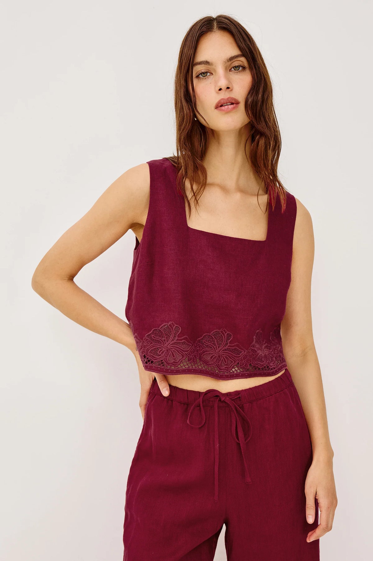 RAILS Akira Top Berry Hibiscus Embroidery