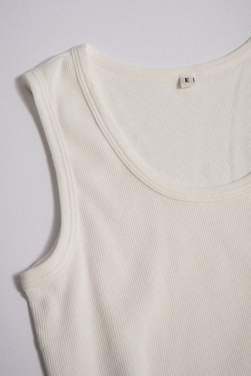 ELWOOD MALIBU CROP TANK AGED WHITE RIB